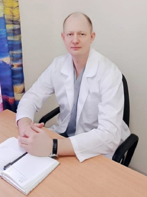 Заведующий терапевтическим отделением, врач терапевт Наумов Дмитрий Валерьевич